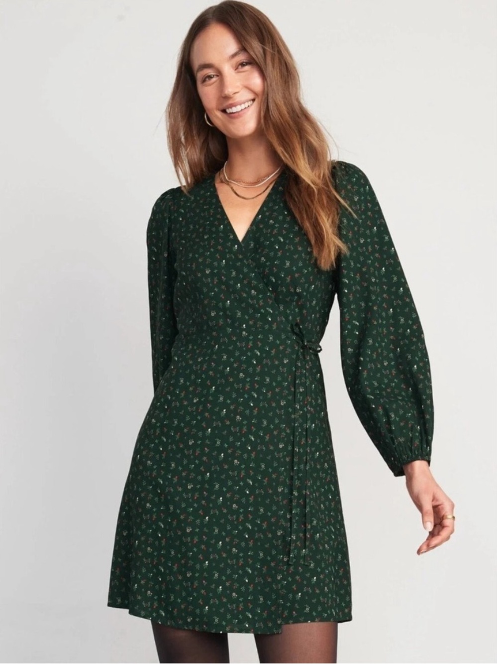 Old Navy Puff Long Sleeve
Wrap mini Dress V Neck Green
Floral Womens XS